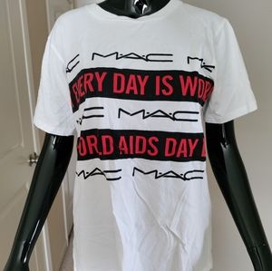 Mac Cosmetics 'Day Everyday Is World " Size 4/M